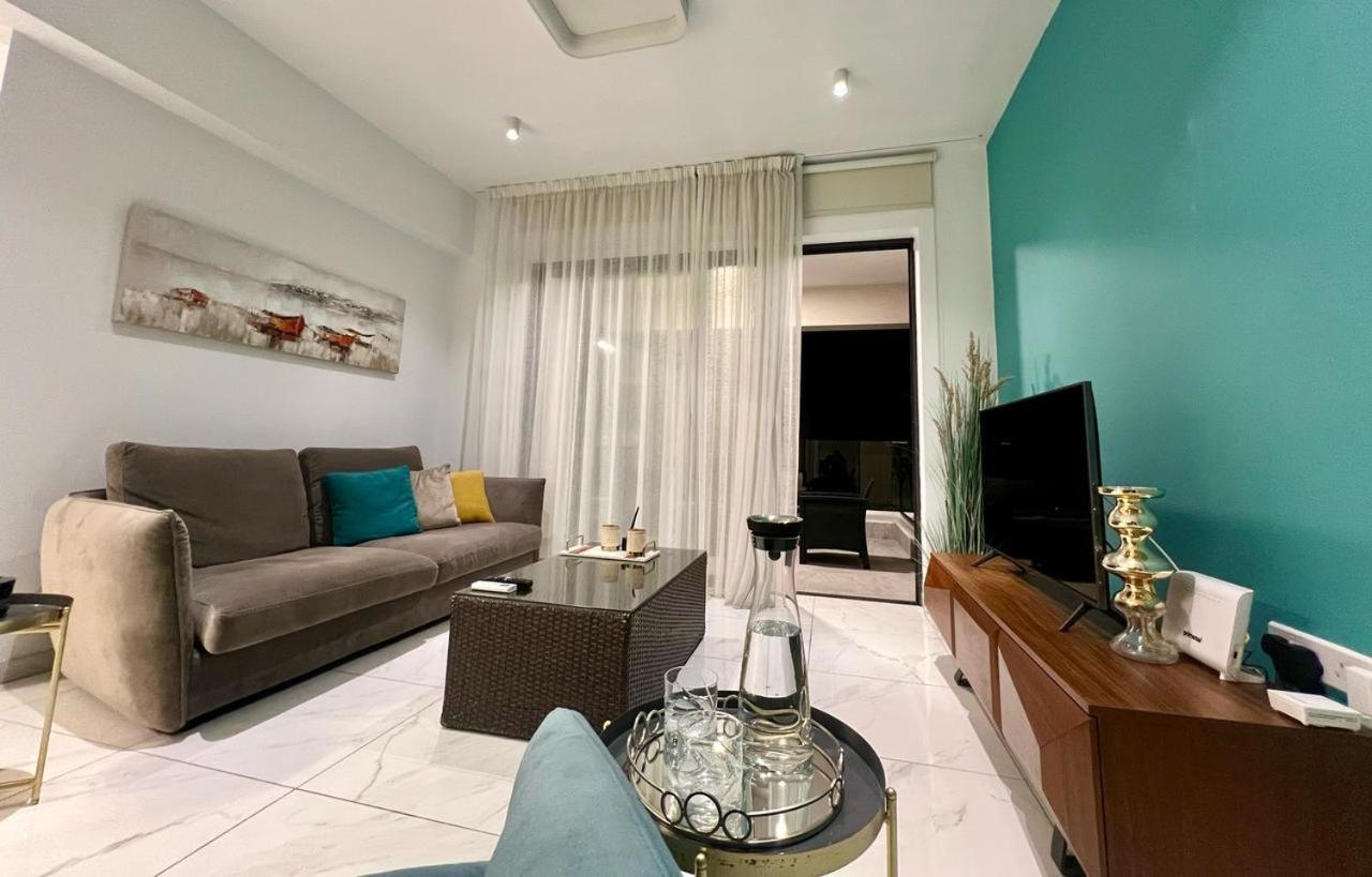 Cosmos Residence Paralimni Exterior foto